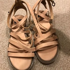 BC sandals size 6.5